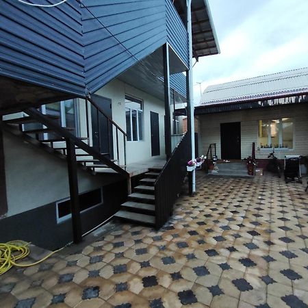 Guest House Sanat Naryn Ngoại thất bức ảnh