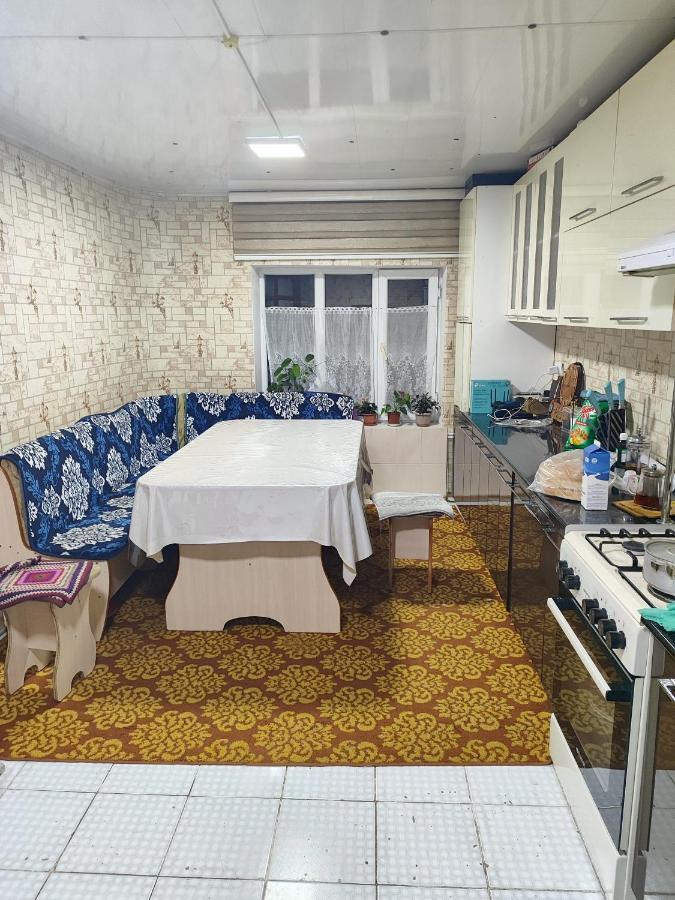 Guest House Sanat Naryn Ngoại thất bức ảnh